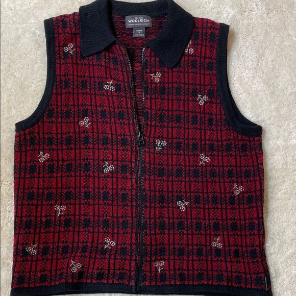 Woolrich Womens Red Black Plaid Floral Knit Zip Front Sweater Vest Sz M - Picture 1 of 8